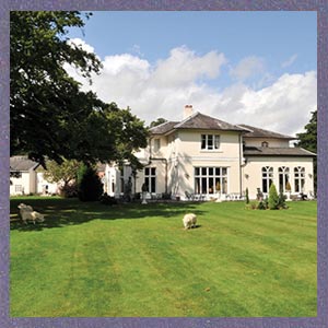 Stuart and Vicki - Vintage Style!